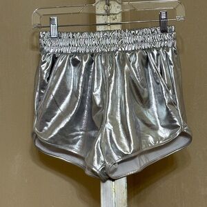 ATHLETIC SHINY SILVER SHORTS SZ MEDIUM